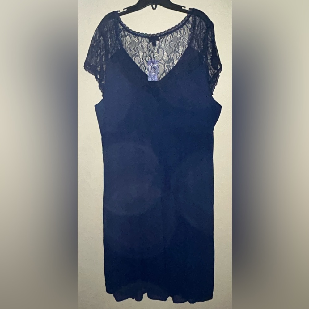 Torrid navy chiffon ss lace yoke midi dress - Picture 11 of 12